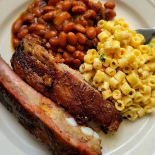 BBQ ribs, macaroni salad, and baked beans