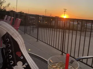 Rz Sports Bar & Grill