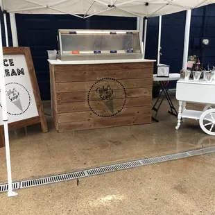 We also go mobile ! If you have an event you would like a fun twist of ice cream please contact us we can come to you party, or event!