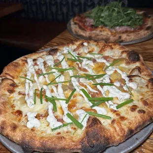 Baked potato pizza