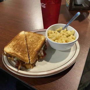 BLT / Mac N Cheese!