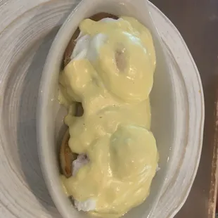 Eggs Benedict