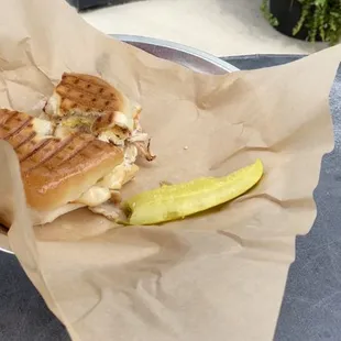 Ham and egg breakfast sandwich