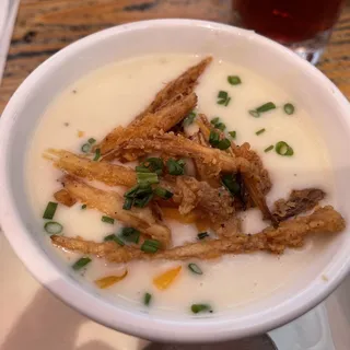 Creamy Potato Leek Soup - Bowl