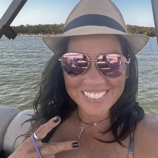 Cathy W.
