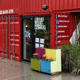 the entrance to a bank atm