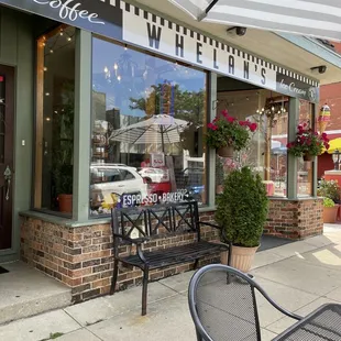 Exterior + Outdoor Seating