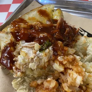 Loaded potato w pulled pork