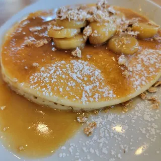 Banana Crunch Pancakes