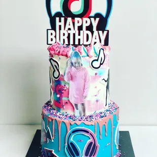 Tik Tok 2 tier cake.
