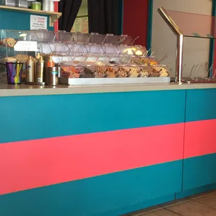 Lots of toppings to choose from!