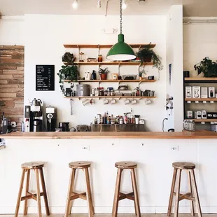 Easy Luck coffee bar