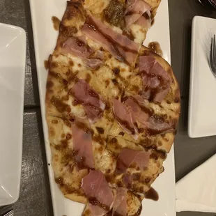 Fig and Prosciutto Flatbread