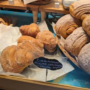 these cinnamon sugar croissants are addictive.