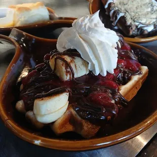 Banana split waffle