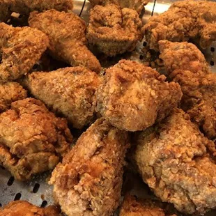 chicken, chicken wings and fried chicken, poultry, fried chicken wings, bbq wings, chicken wings, bbq chicken, fried chicken, food