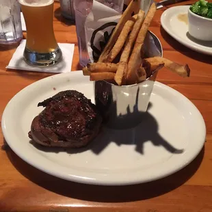 Filet Minot with Steak Fries