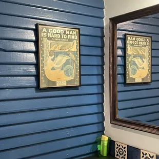 Clean bathrooms ! Love the decor ...