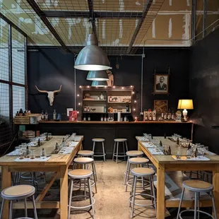 As the tour begins you have to walk past the tasting table area, and the Pavlovian instincts start to set in. :)