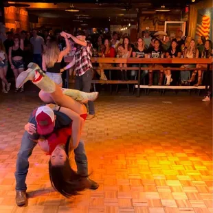 Country swing, dancing, two step, dance floor