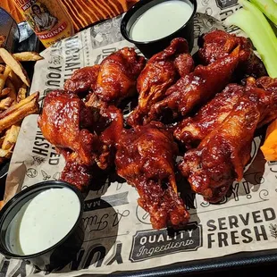 Whiskey glazed BBQ wings + side fries