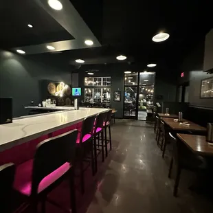 sushi and sashimi, interior