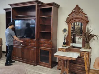 K&N Furniture Consignment