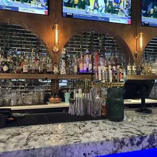 Full bar