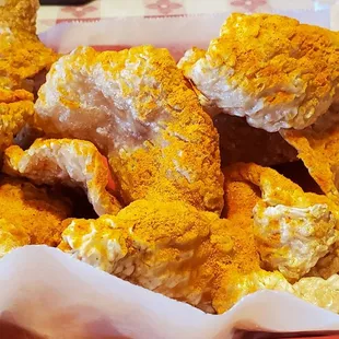 chicken wings, fried chicken wings, chicken wings and fried chicken, poultry, bbq wings, fried chicken, food, bbq chicken, chicken