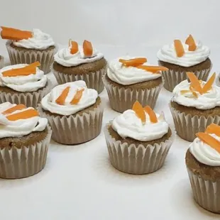 Mini carrot cupcakes