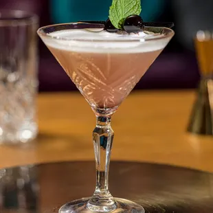 dessert, drink