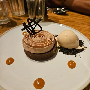 The Mighty Peanut Chocolate Pie