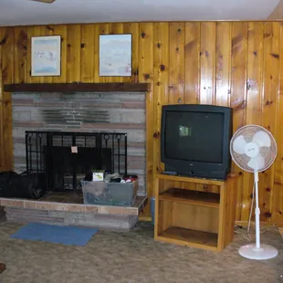 Cabin # 8 family room