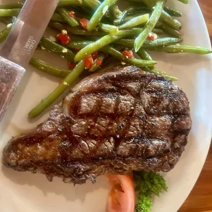 Prime rib and green beans