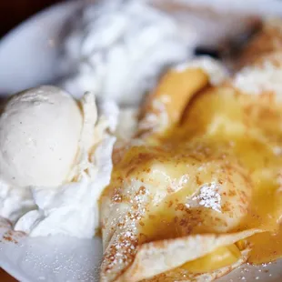 Whispers Cafe and Creperie