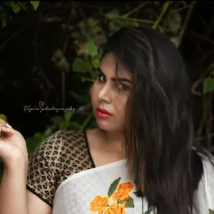 What a nice relaxing place to be. I love that I found this place....