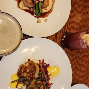 Scallops and crab cakes