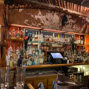 Handsome bar that does the deed well.