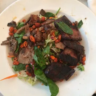 Spicy Thai Steak Salad*