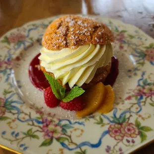 Peach Cream Puff