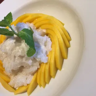 sticky rice mango - Chang Puak.