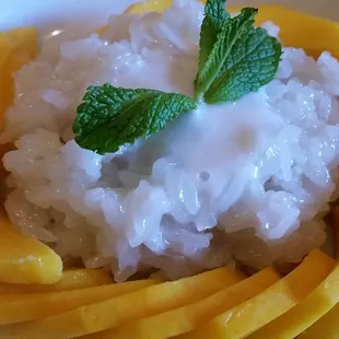 Mango sticky rice