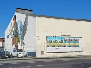 Black & White Liquors