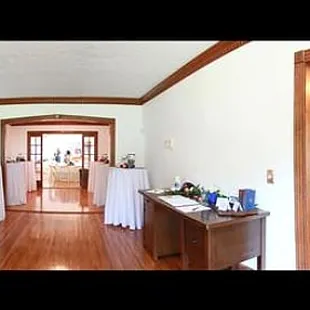 Charming and gorgeous historic mansion with 10,000 sq feet is perfect for weddings, receptions, corporate events, and parties