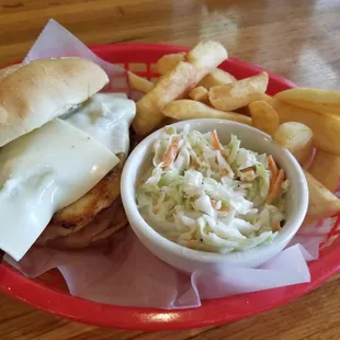 Grilled chicken sandwich w cole slaw &amp; FF