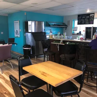 Cincinnati's best kept secret. A tiny establishment where everybody knows your name.