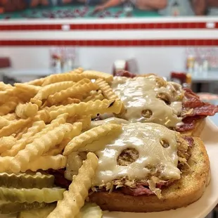 Reuben Sandwich Deluxe