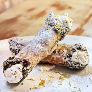 Cannoli