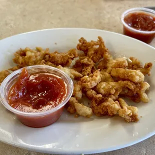 1/4 pound fried clams