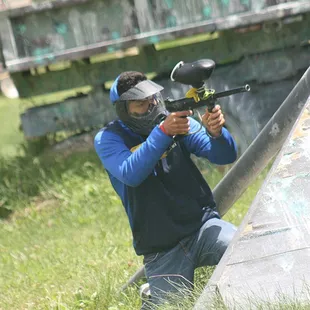 Play 12 awesome outdoor fields at White River Paintball